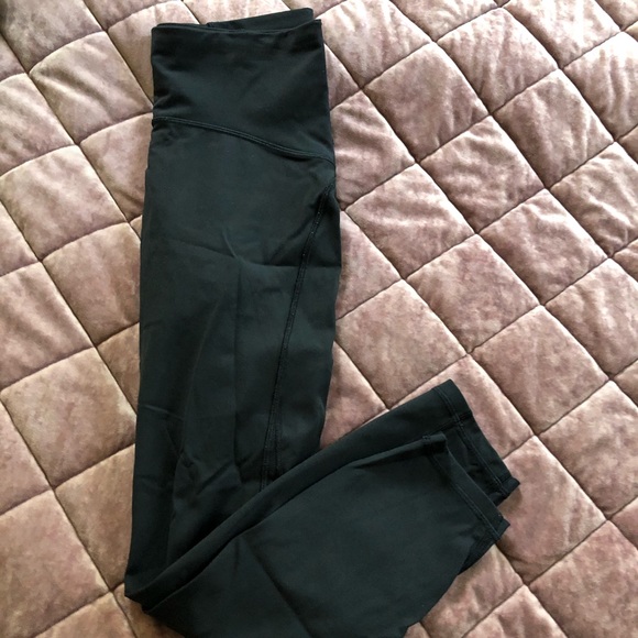 Lululemon leggings - Picture 1 of 4